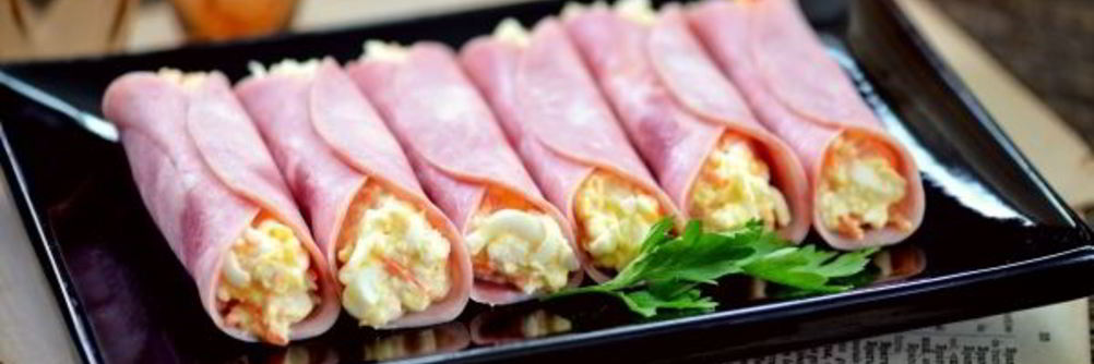 Рулетики из ветчины с сыром и корейской морковью