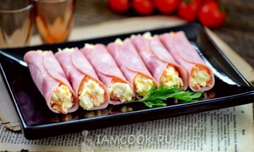Рецепт рулетиков из ветчины с сыром и корейской морковью