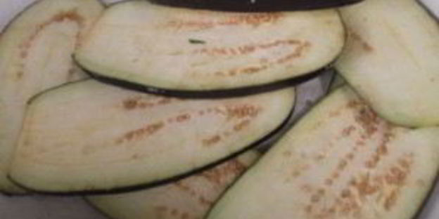 рулеты из баклажанов в духовке