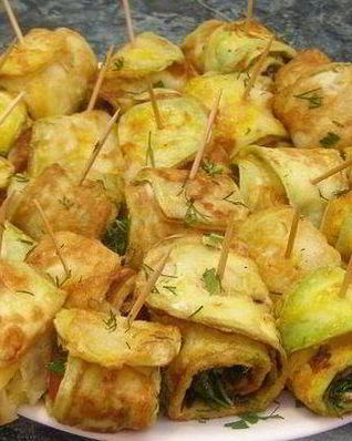 Рулеты Тещин язык из кабачка