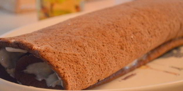 шоколадный рулет с грецкими орешками