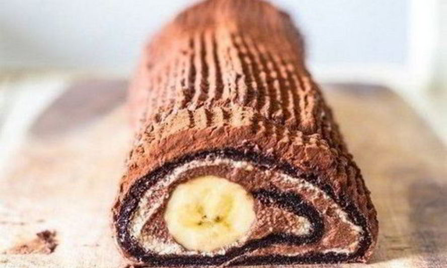 Рецепт шоколадного рулета с начинкой из бананов