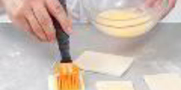 слоеные рулетики с шоколадом в мультиварке