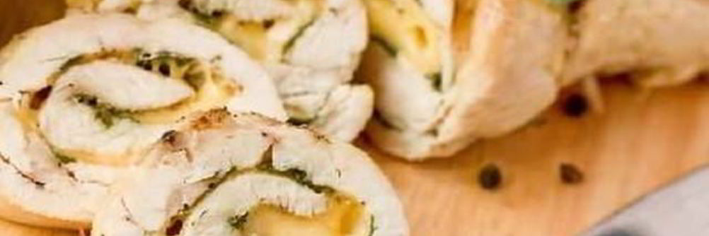 Сочные рулетики из курицы с сыром