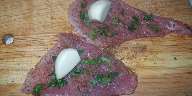 свиные рулетики по-итальянски