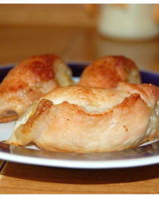 Свиные рулетики с грибами