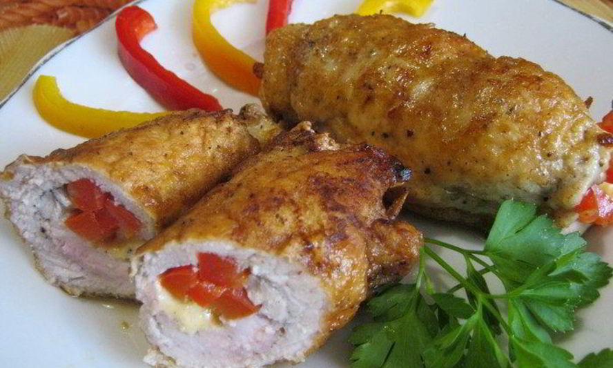 Рецепт свиных рулетиков со сладким перцем и сыром