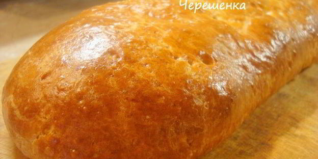 творожный рулет с яблоками и сливой