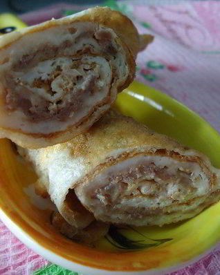 Яичные рулеты с мясом