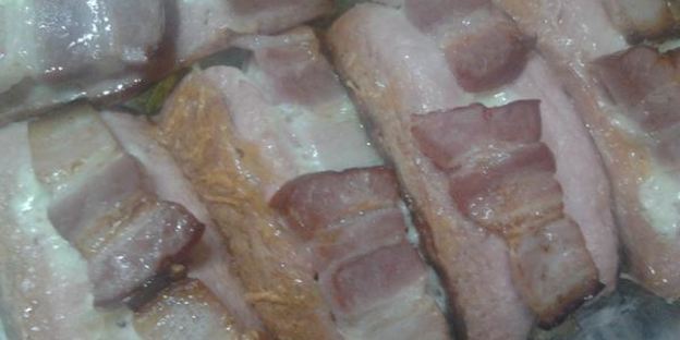 сосиски запеченные с беконом