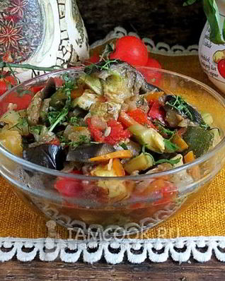 Соте из кабачков и баклажанов