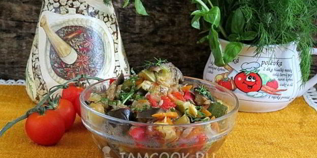 соте из кабачков и баклажанов