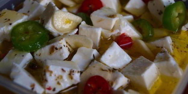 сыр маринованный