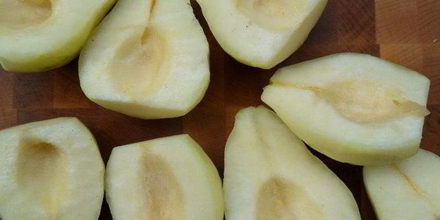 грушевый тарт с мятной заливкой