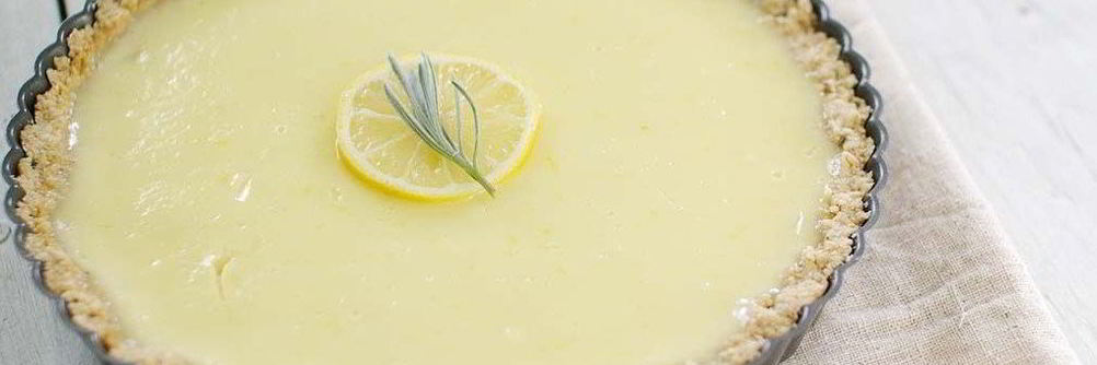 Йогуртово-лимонный тарт с розмарином