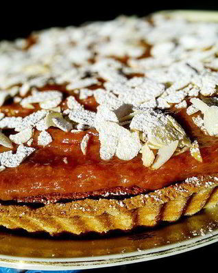 Ревеневый тарт с франжипаном