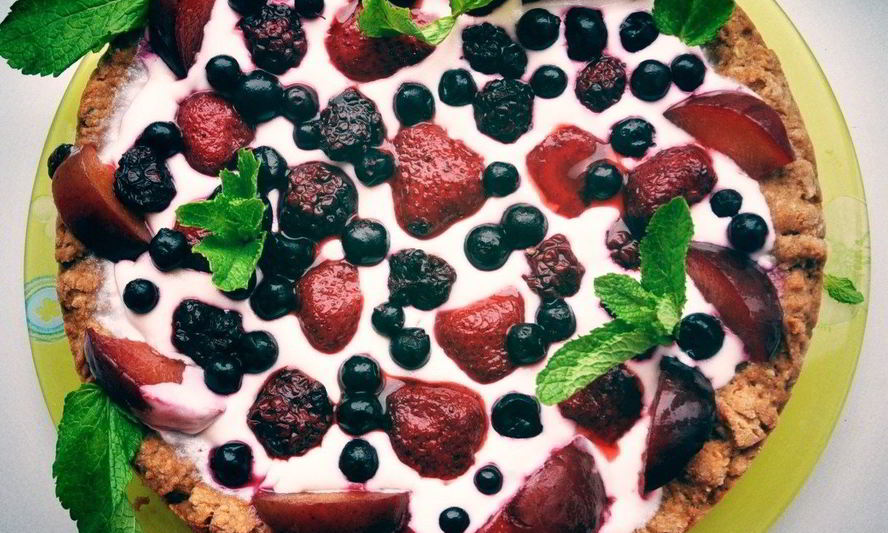 Рецепт шоколадна-творожного тарт-суфле с ягодами