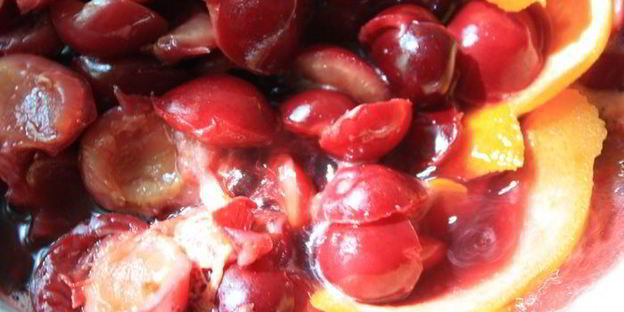 шоколадный тарт с вишней