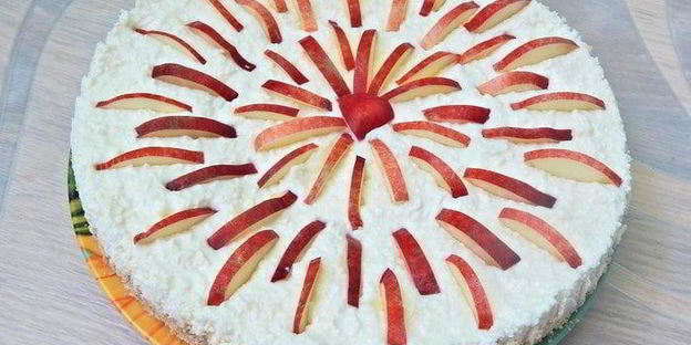 тарт без выпечки с творогом и нектаринами