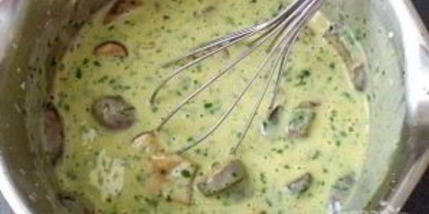 тарт с грибами и ветчиной