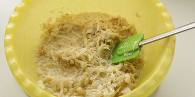 тарт с капустой и перепелиными яйцами