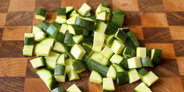 тарт с цуккини и чесночными стрелками