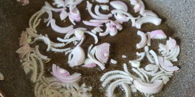 тарт с цуккини и чесночными стрелками