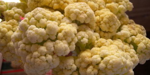 тарт с цветной капустой и фезалисом