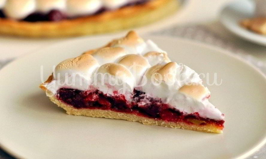 Рецепт тарта с вишней и меренгой