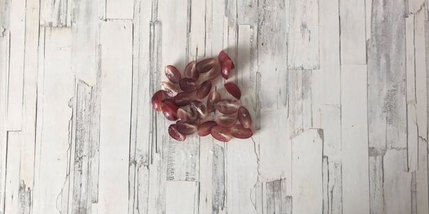 тартинки с виноградом