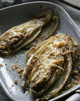 Цикорий, запеченный с сыром