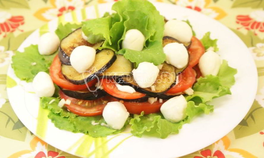 Рецепт закуски из баклажан с моцареллой