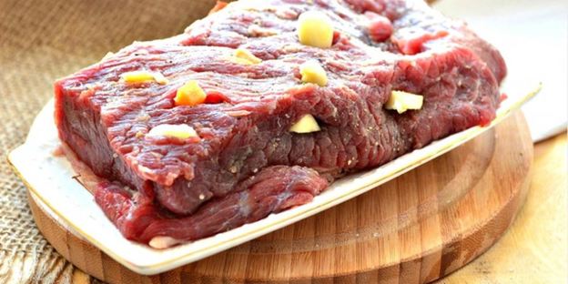 закуска из говядины в рукаве