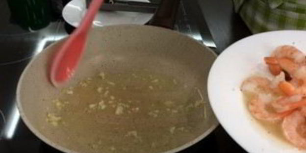 закуска из манго с креветками