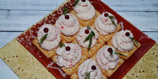 закуска на крекере