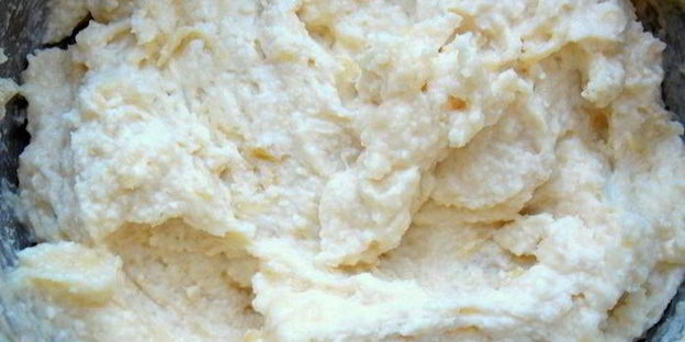 заливная баница с творогом и курагой