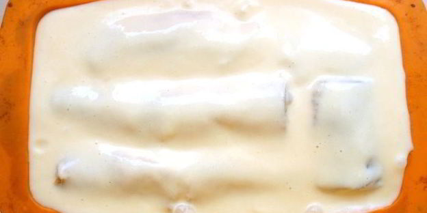 заливная баница с творогом и курагой